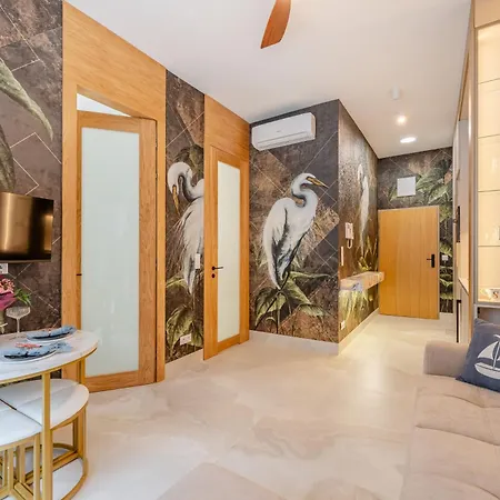 Hevenia Sosnowy Apartment Treptower Deep